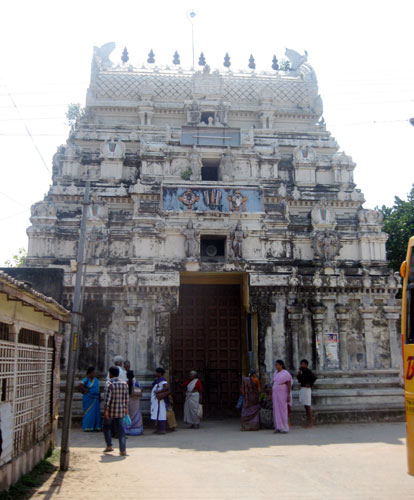 Tirukazhi Gopuram